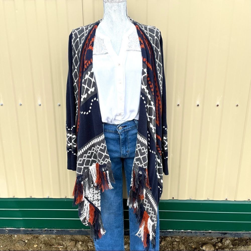 SUN AND SHADOW anthropology brand boho sweater size medium